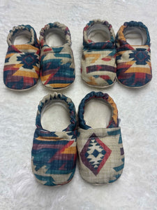 KAI- Clamfeet